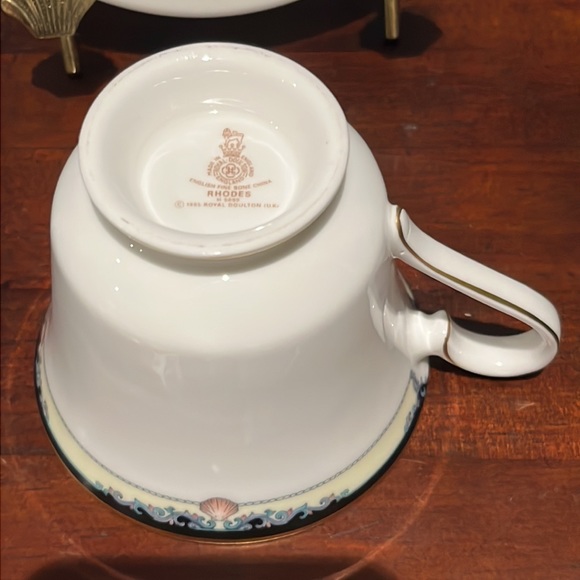 ROYAL DOULTON Rhodes Cup & Saucer Set, Fine Bone China England Discontinued! - Picture 6 of 11